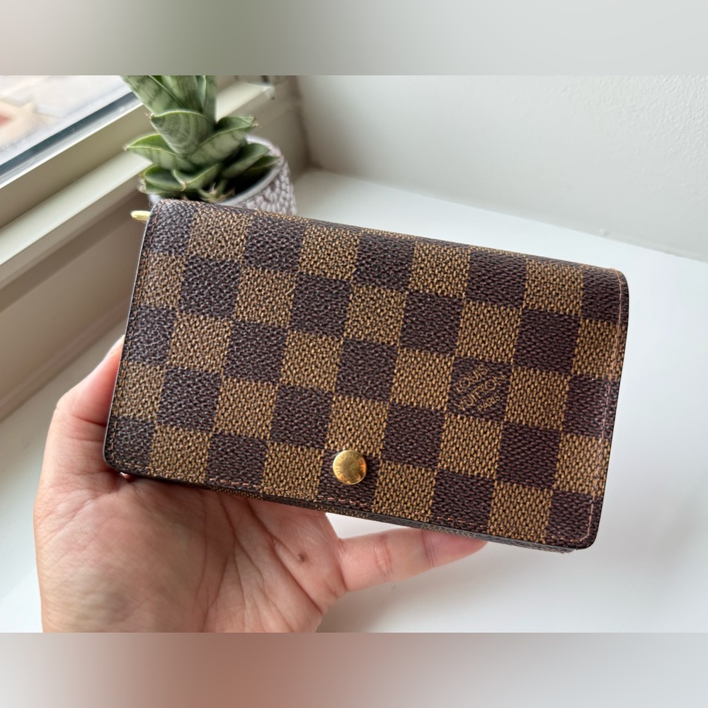 Louis Vuitton Tresor Wallet Damier Ebene